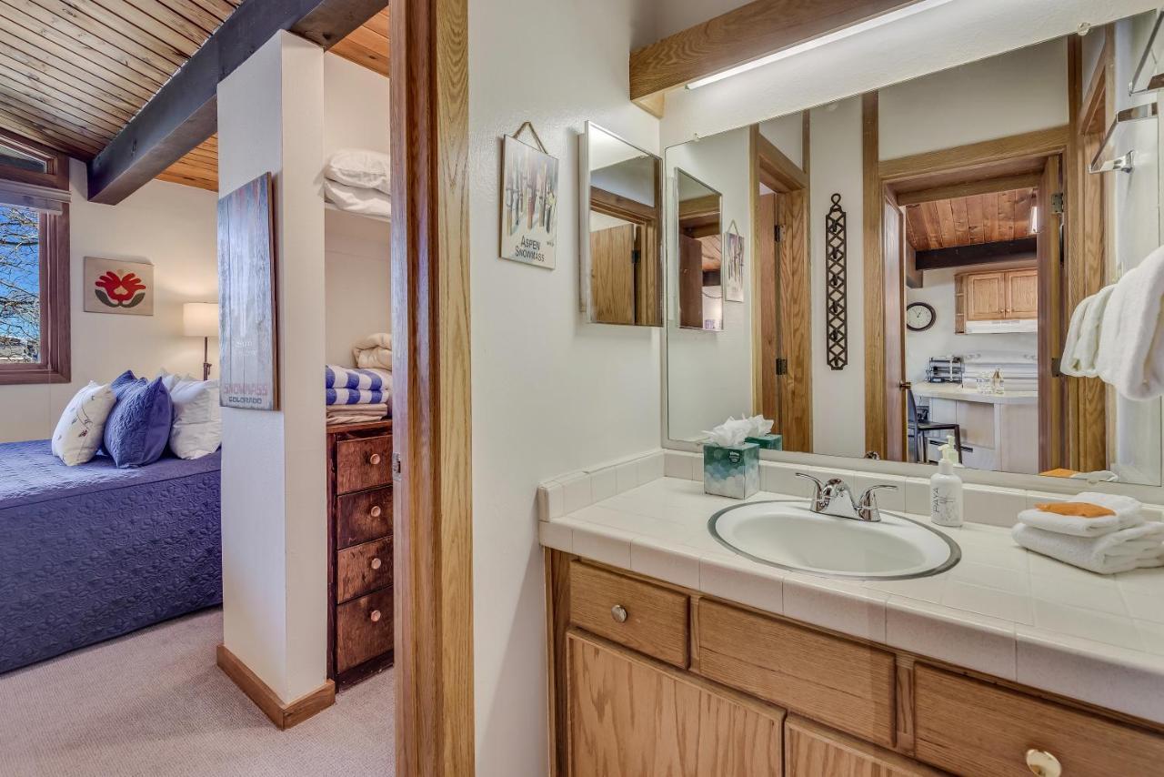 Laurelwood Condominiums 113 Сноумасс-Віллідж Екстер'єр фото